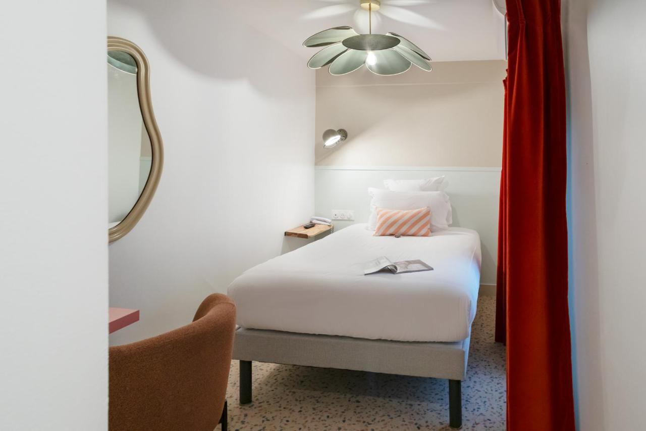 Standard Single Room with Shower,1499114329:JPEG